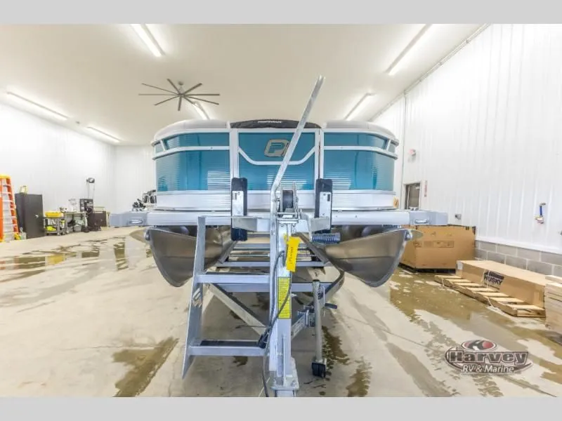 Slide: The Image of Vectra Speed 23 XT 2025 - 3