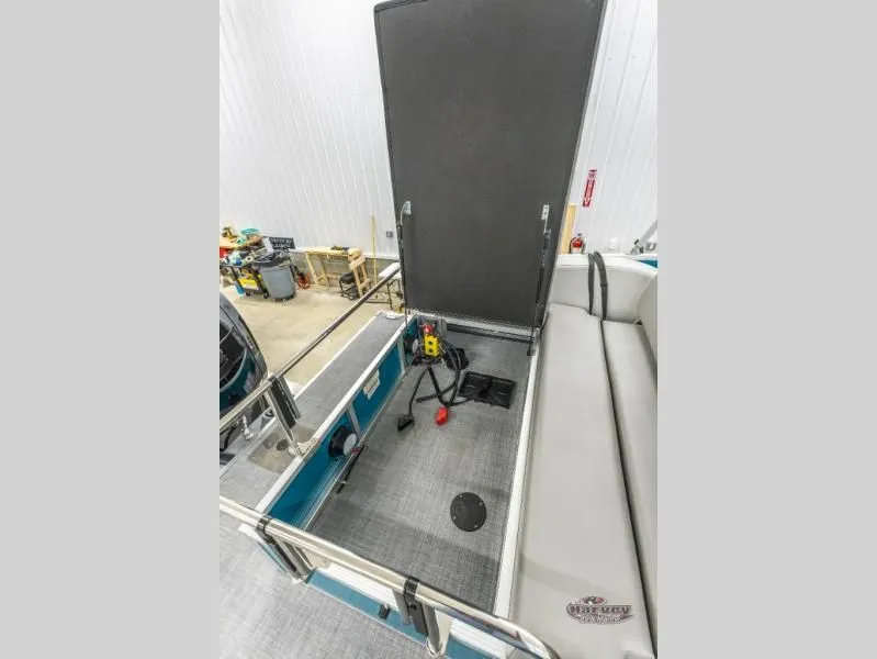 Slide: The Image of Vectra Sport 23 RL 2025 - 10