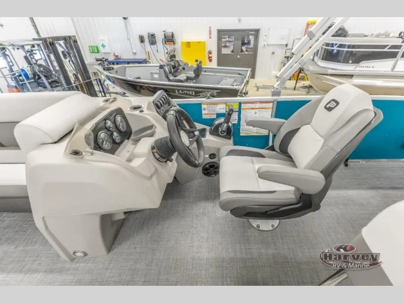 Slide: The Image of Vectra Sport 23 RL 2025 - 14