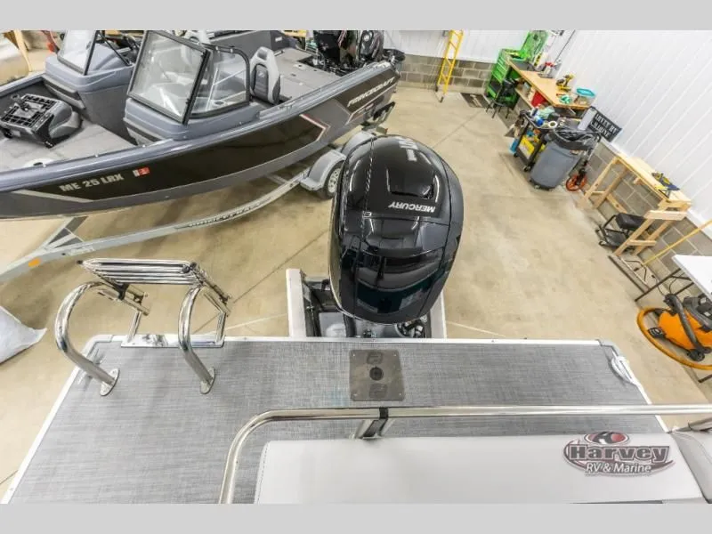 Slide: The Image of Vectra Sport 23 RL 2025 - 8