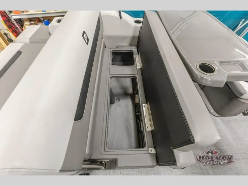 Slide: The Image of Vectra Classic 21 RL 2025 - 11