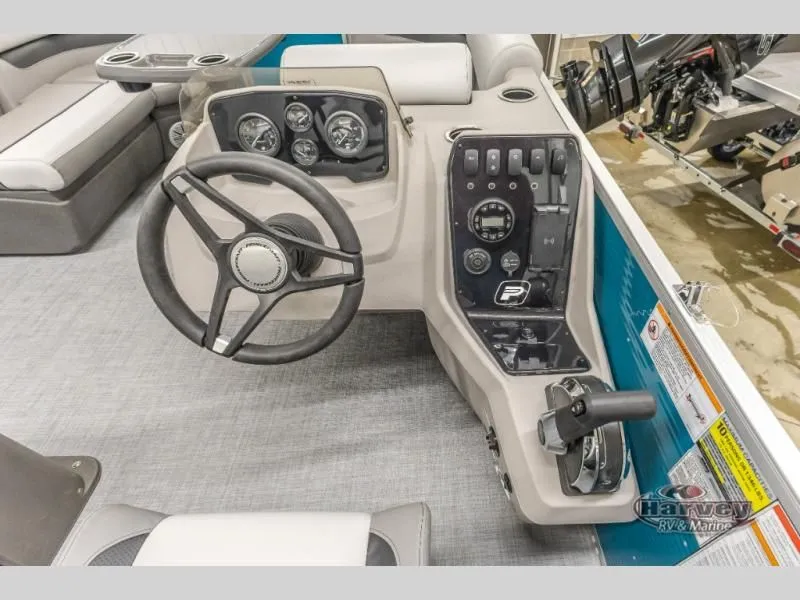 Slide: The Image of Vectra Classic 21 RL 2025 - 15