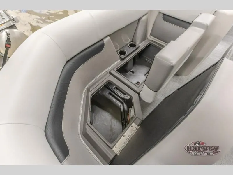 Slide: The Image of Vectra Classic 21 RL 2025 - 20