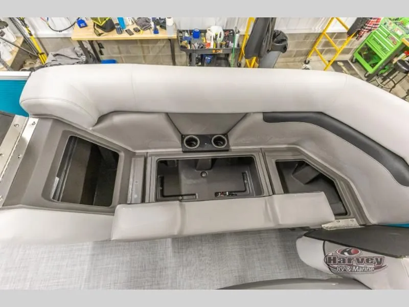 Slide: The Image of Vectra Sport 21 L 2025 - 21