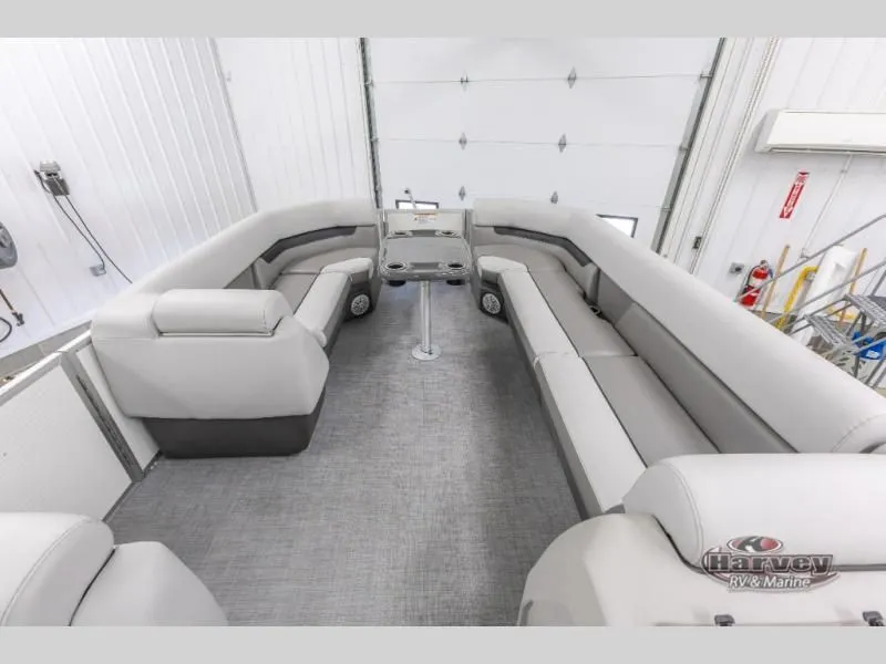 Slide: The Image of Vectra Speed 23 L 2025 - 19