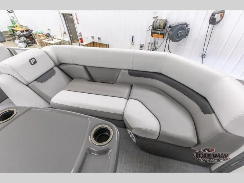 Slide: The Image of Vectra Speed 23 L 2025 - 20