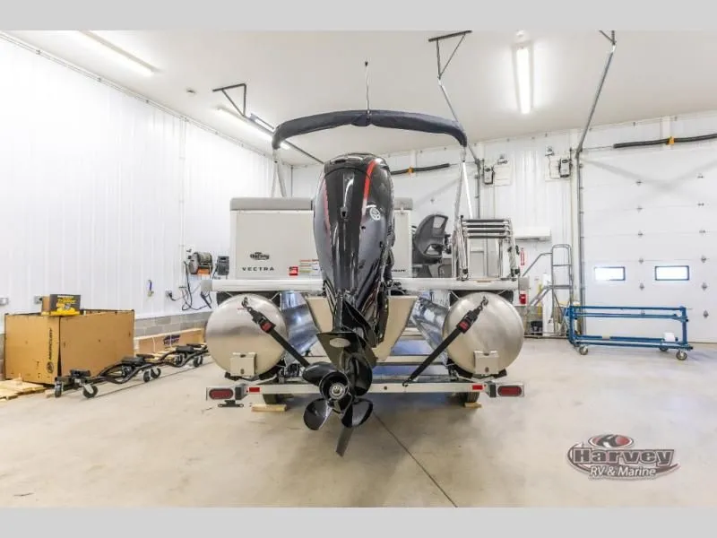 Slide: The Image of Vectra Speed 23 L 2025 - 3