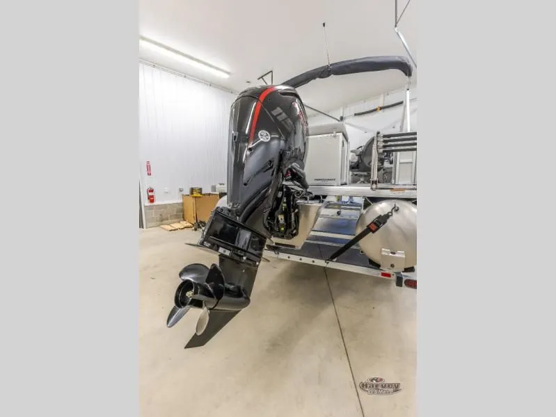 Slide: The Image of Vectra Speed 23 L 2025 - 4