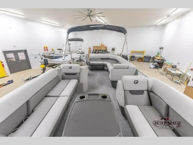 Slide: The Image of Vectra Speed 23 L 2025 - 7