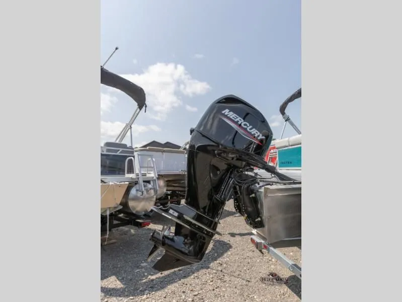 Slide: The Image of Vectra Classic 21 RL 2025 - 5