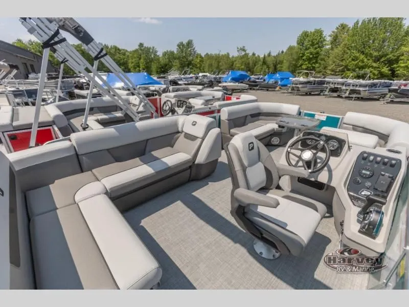 Slide: The Image of Vectra Classic 21 RL 2025 - 7