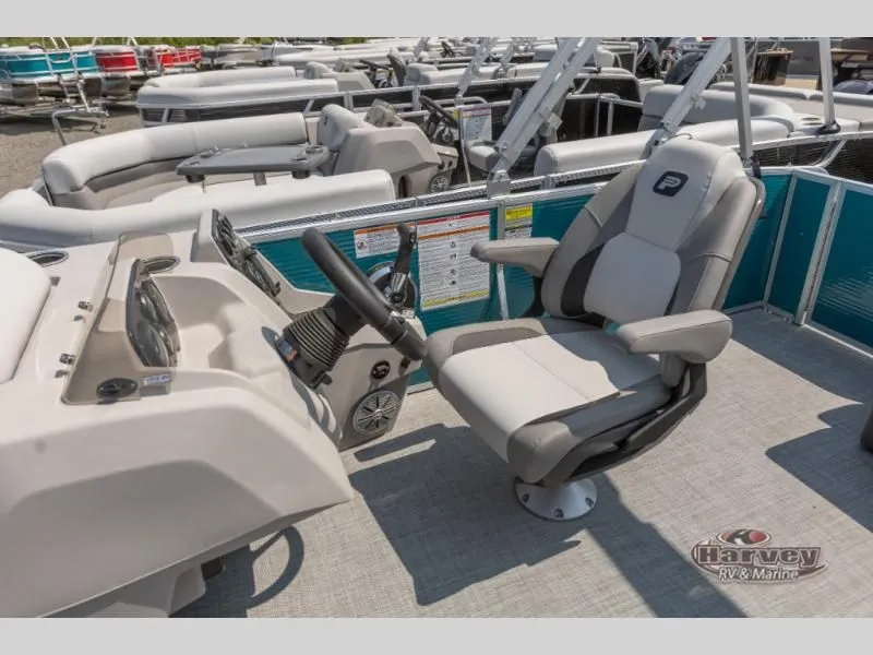 Slide: The Image of Vectra Classic 21 RL 2025 - 9