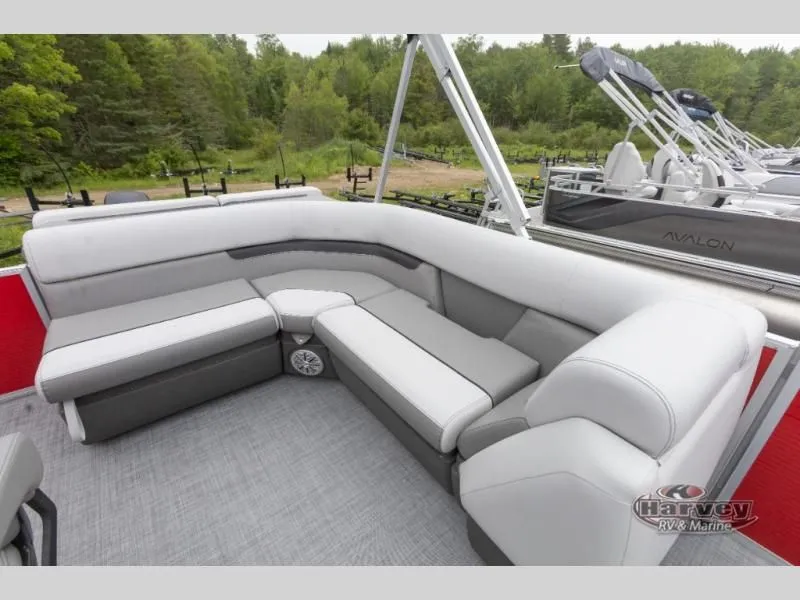 Slide: The Image of Vectra Classic 21 L 2025 - 9