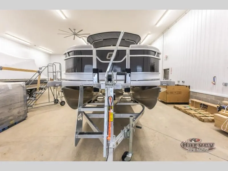 Slide: The Image of Vectra Sport 21 L 2025 - 3