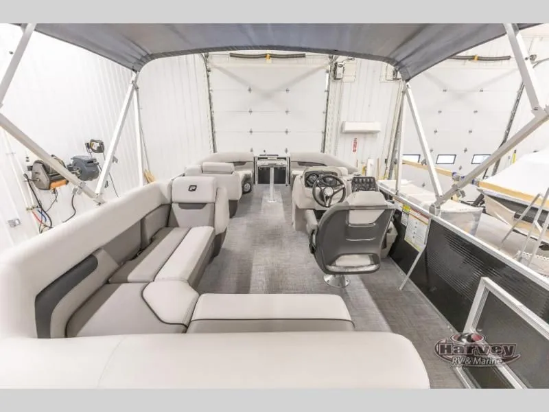 Slide: The Image of Vectra Sport 21 L 2025 - 6