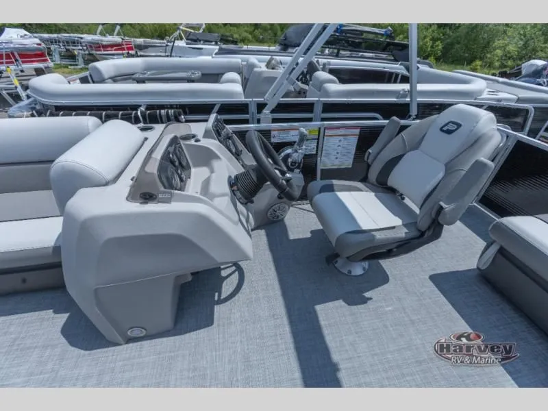 Slide: The Image of Vectra Speed 23 L 2025 - 10