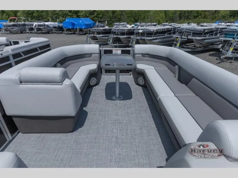 Slide: The Image of Vectra Speed 23 L 2025 - 13