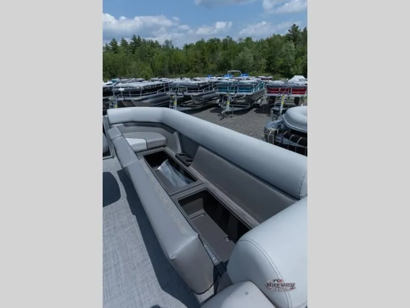 Slide: The Image of Vectra Speed 23 L 2025 - 14