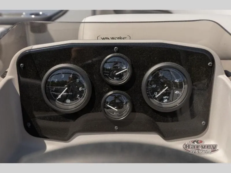 Slide: The Image of Vectra Classic 21 L 2025 - 10