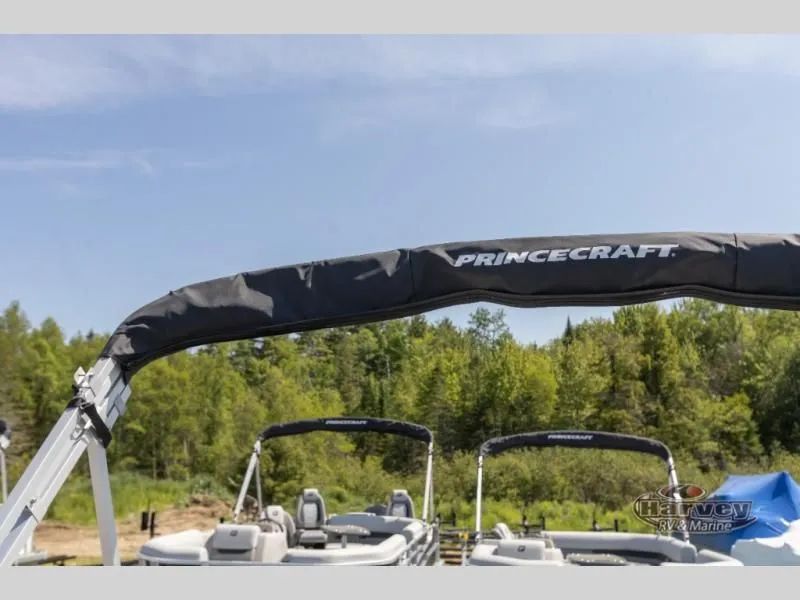 Slide: The Image of Vectra Classic 21 L 2025 - 14