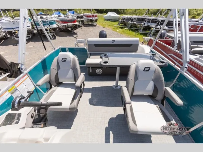 Slide: The Image of Vectra Classic 21 RL 2025 - 11