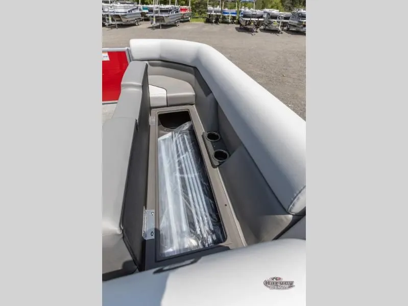 Slide: The Image of Vectra Classic 21 RL 2025 - 15