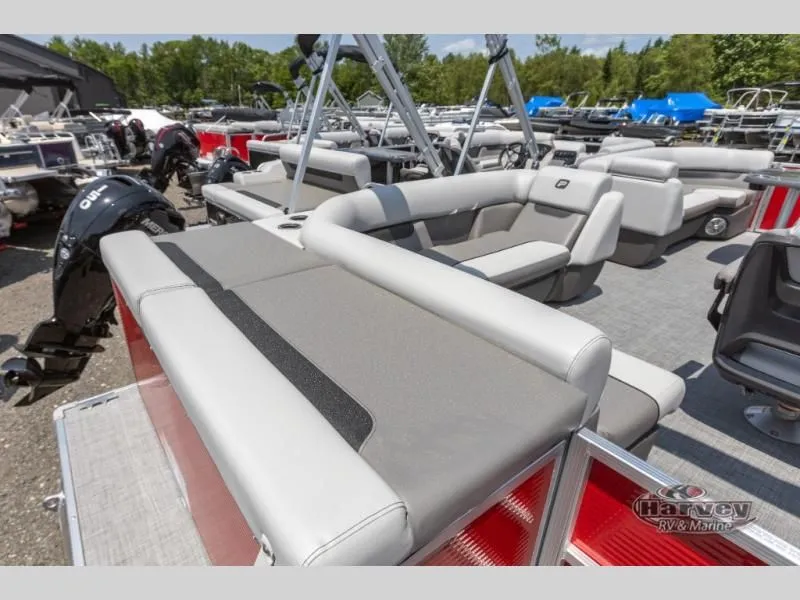 Slide: The Image of Vectra Classic 21 RL 2025 - 8