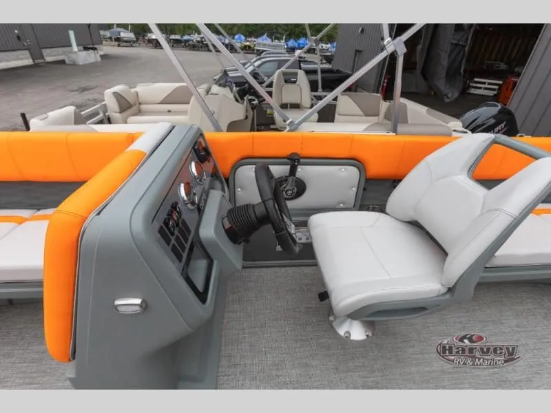 Slide: The Image of Aura 19 Quad Lounge 2025 - 10