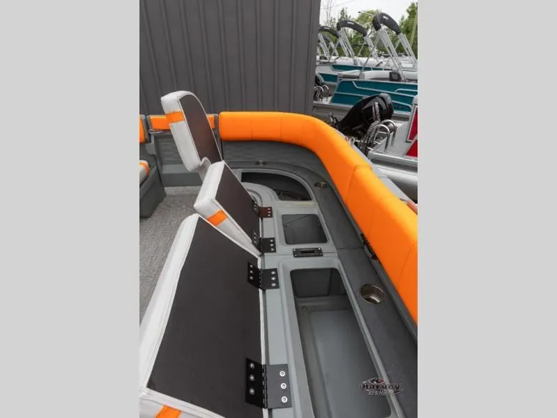 Slide: The Image of Aura 19 Quad Lounge 2025 - 14