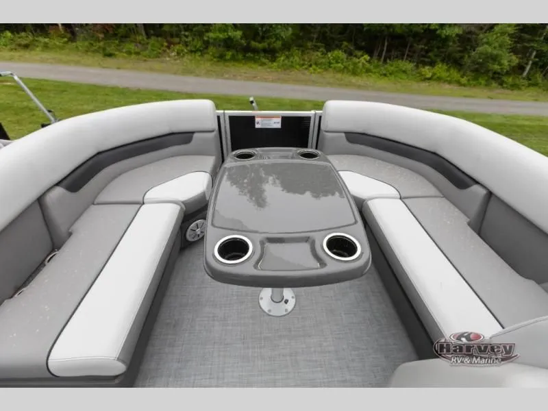 Slide: The Image of Vectra Classic 21 RL 2025 - 12