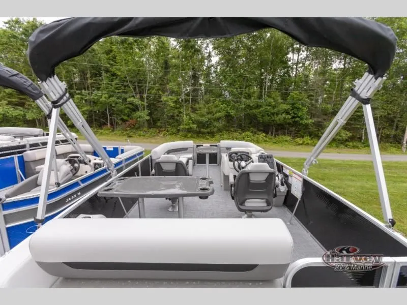 Slide: The Image of Vectra Classic 21 RL 2025 - 7