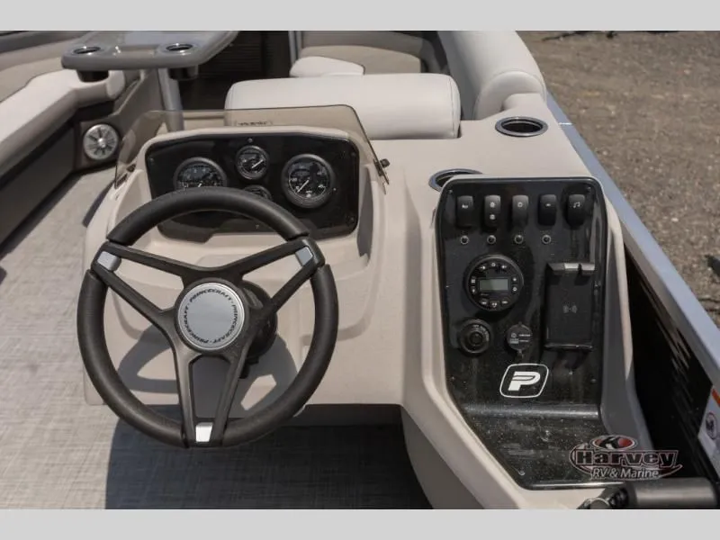 Slide: The Image of Vectra Classic 21 L 2025 - 11