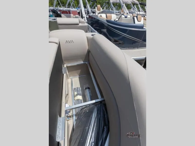 Slide: The Image of VLS Quad Lounge - 21 FT 2025 - 13