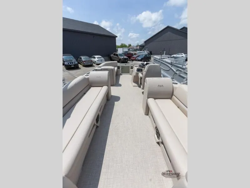 Slide: The Image of VLS Quad Lounge - 21 FT 2025 - 6