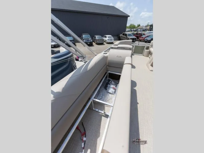 Slide: The Image of VLS Quad Lounge - 21 FT 2025 - 7