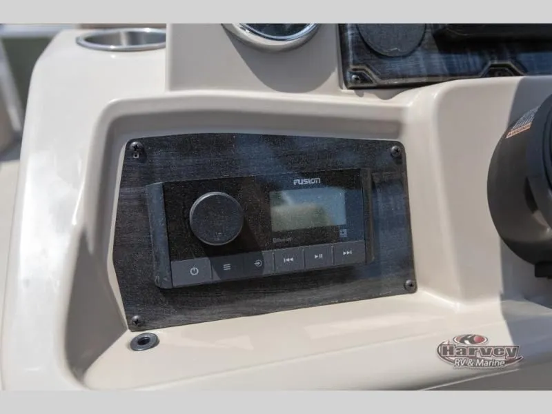 Slide: The Image of VLS Quad Lounge - 21 FT 2025 - 9