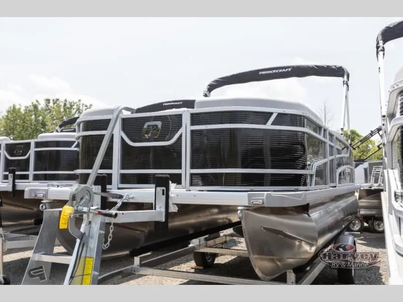 The Image of Vectra Classic 21 RL 2025 - 1