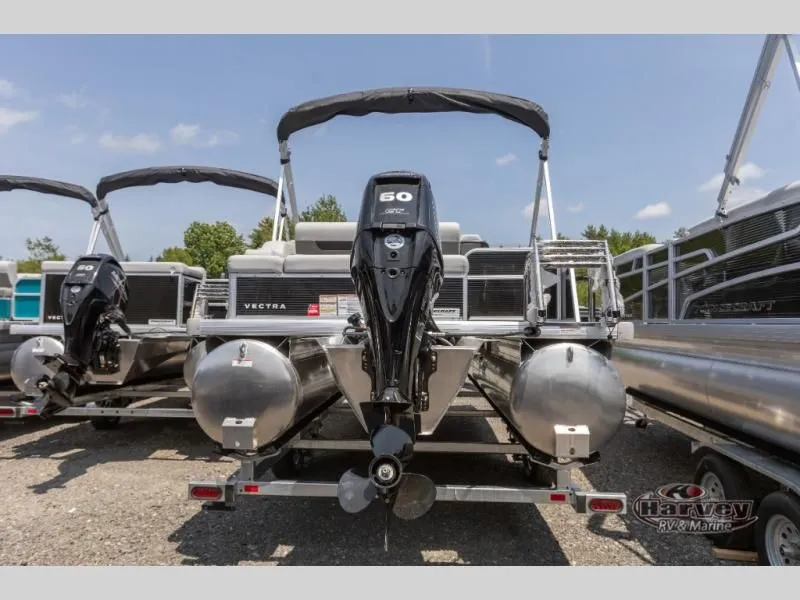 Slide: The Image of Vectra Classic 21 RL 2025 - 3