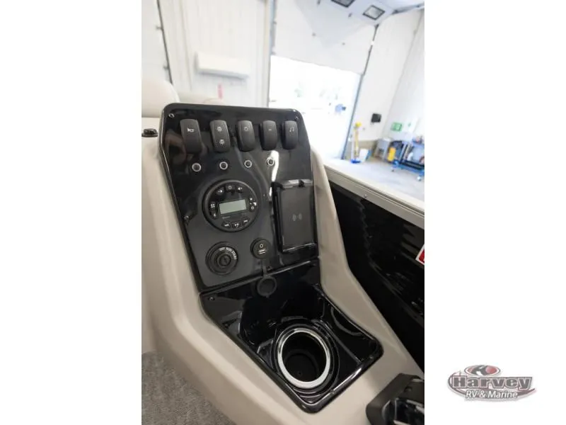 Slide: The Image of Sportfisher Speed 21-2RS 2026 - 15