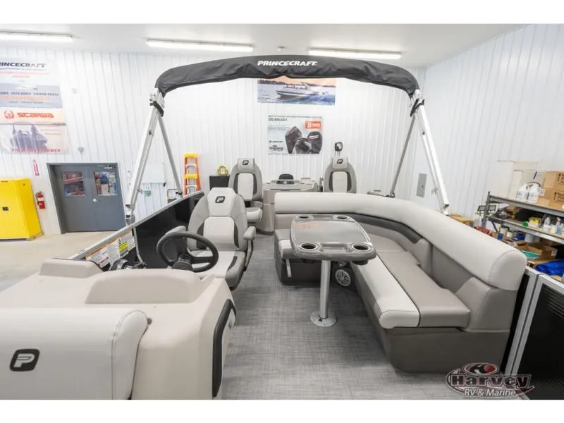 Slide: The Image of Sportfisher 21-2RS 2026 - 3