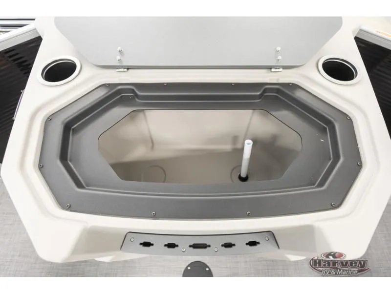 Slide: The Image of Sportfisher 21-2RS 2026 - 8