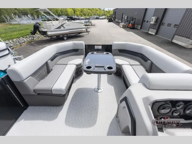 Slide: The Image of Vectra Sport 21 RL 2026 - 17