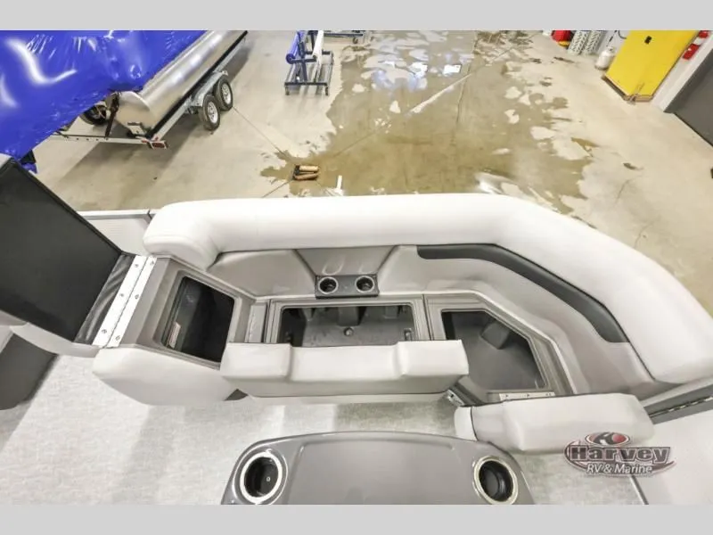 Slide: The Image of Vectra Classic 21L 2026 - 10