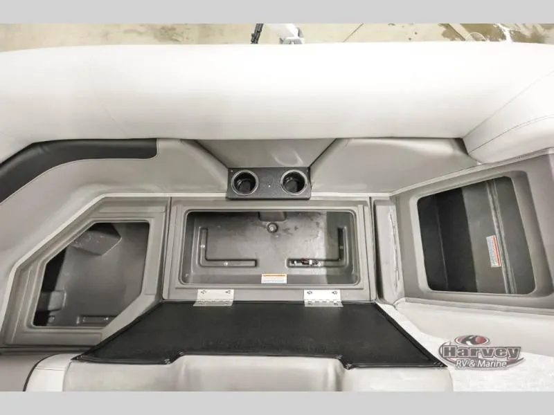 Slide: The Image of Vectra Classic 21L 2026 - 12