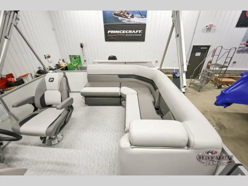 Slide: The Image of Vectra Classic 21L 2026 - 19