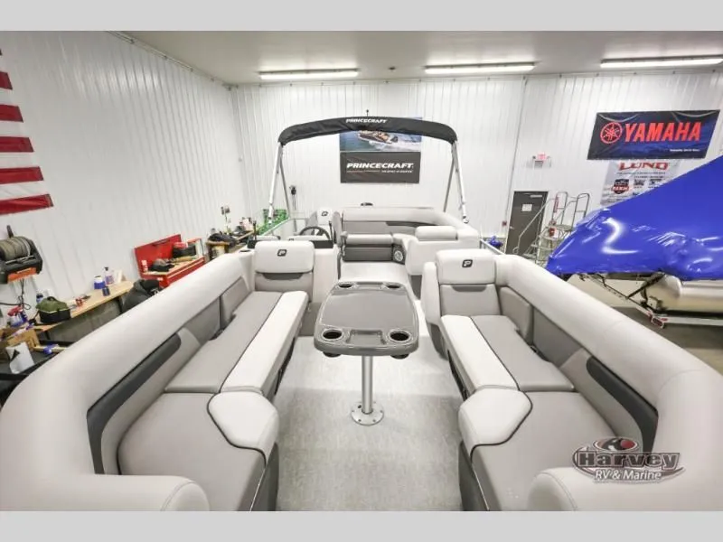 Slide: The Image of Vectra Classic 21L 2026 - 7