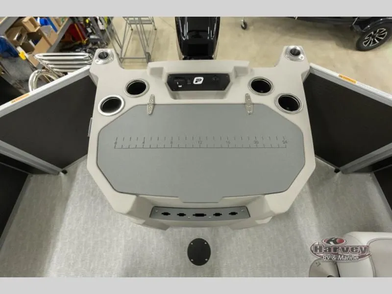 Slide: The Image of Sportfisher 21-2RS 2026 - 20