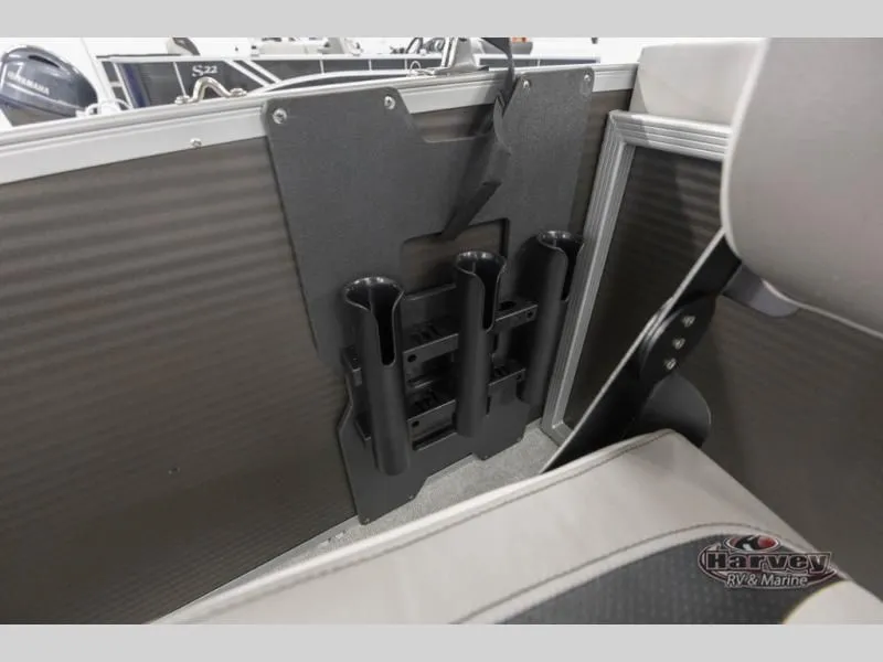 Slide: The Image of Sportfisher 21-2RS 2026 - 22