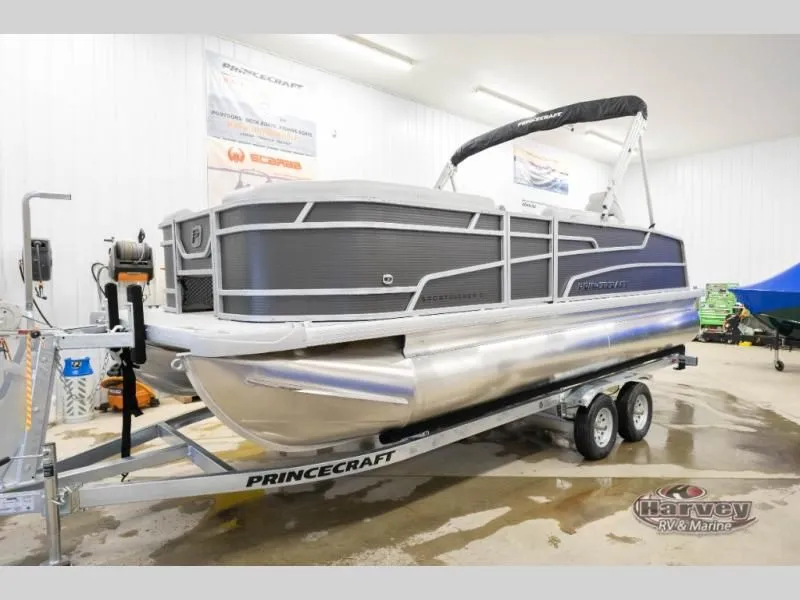 Slide: The Image of Sportfisher 21-2RS 2026 - 3