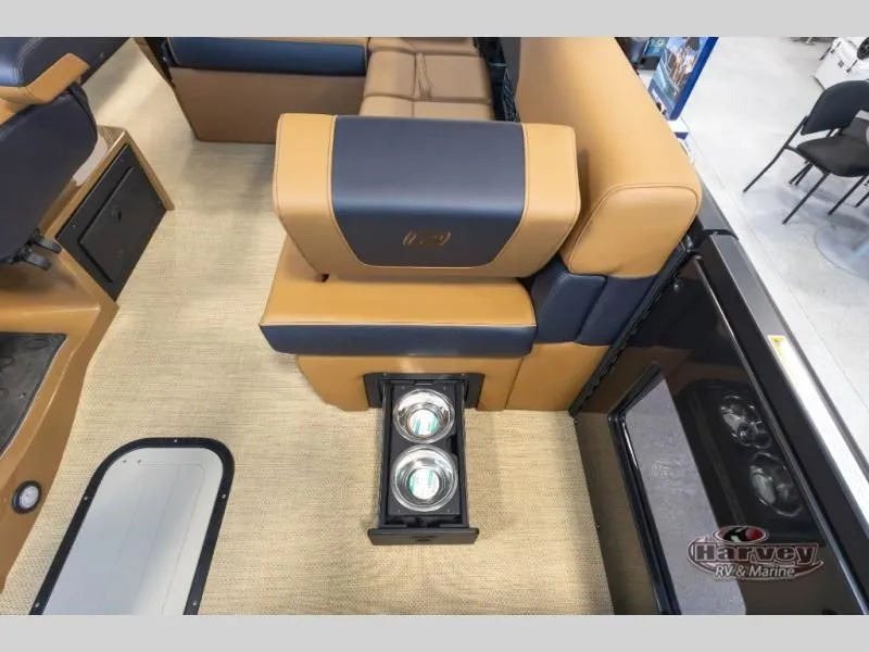 Slide: The Image of Vogue Performance 25 RL 2026 - 15